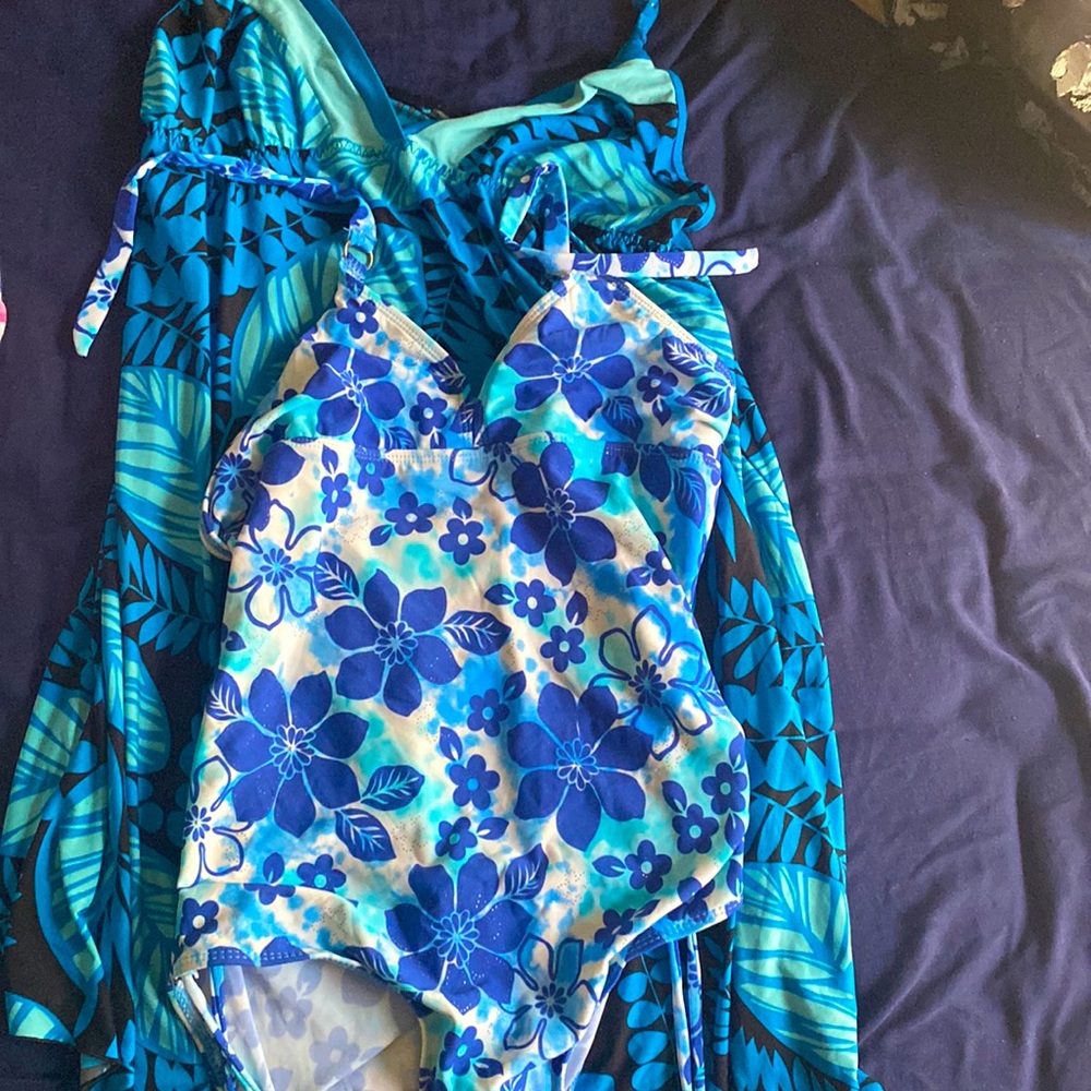 Swim suit and cover up set